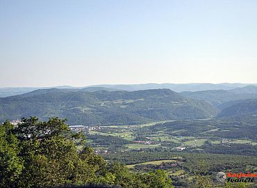 Buzet i okolica Pogled na Buzet