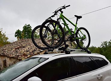 Iako kiša pada ekipa pristiže na biciklijadu Iako kiša pada ekipa pristiže na biciklijadu