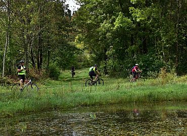 Jezerce uz peti izvor Jezerce uz peti izvor