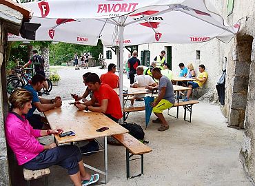 Nakon biciklijade, odmor prije ručka