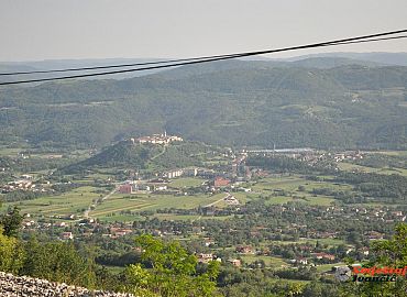 Pogled na Buzet Pogled na Buzet