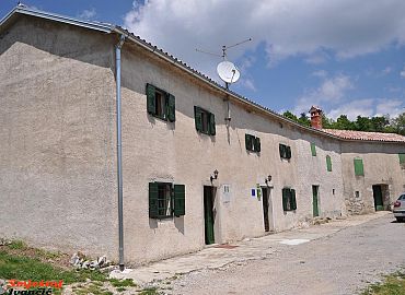 Smještaj Ivančić, pogled na kuću izvana Smještaj Ivančić, pogled na kuću izvana